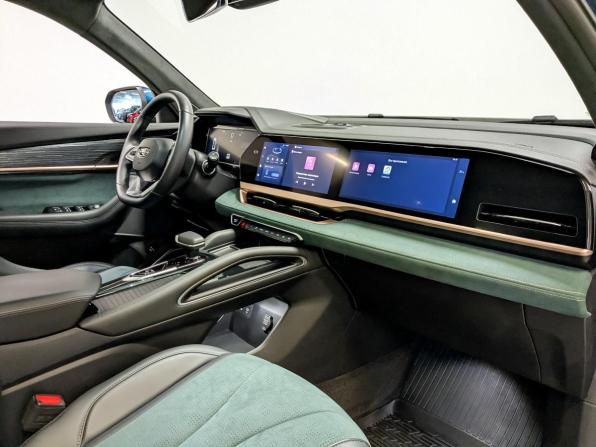 Geely Monjaro I с пробегом 2024 года, цена 3 550 000 рублей, 25523 км, внедорожник, Автокод Объявления
