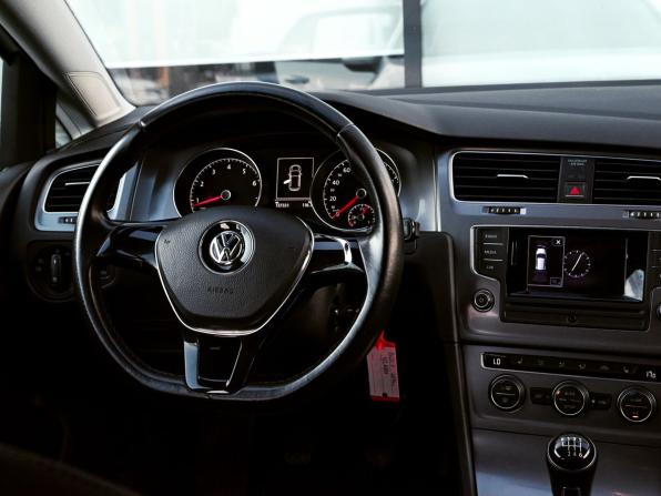Volkswagen Golf VII с пробегом 2014 года, цена 1 069 000 рублей, 137000 км, хэтчбек, Автокод Объявления