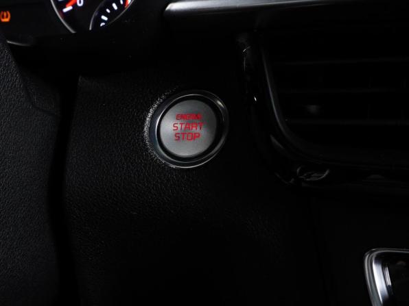 Kia Optima IV Рестайлинг с пробегом 2019 года, цена 2 099 000 рублей, 206645 км, седан, Автокод Объявления