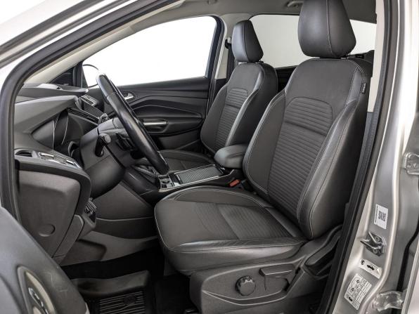 Ford Kuga II Рестайлинг с пробегом 2017 года, цена 1 715 000 рублей, 110263 км, внедорожник, Автокод Объявления