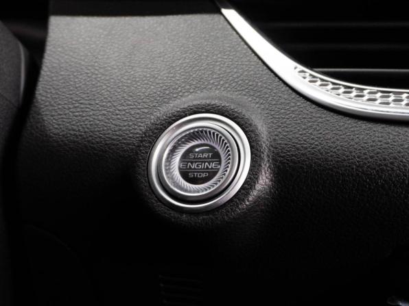 FAW Bestune B70 I Рестайлинг с пробегом 2024 года, цена 1 999 000 рублей, 66 км, лифтбек, Автокод Объявления