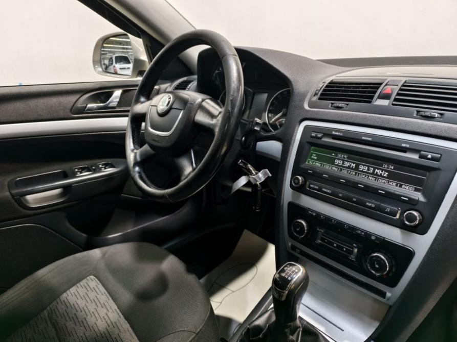Skoda Octavia II (A5) Рестайлинг Курск  - изображение 5