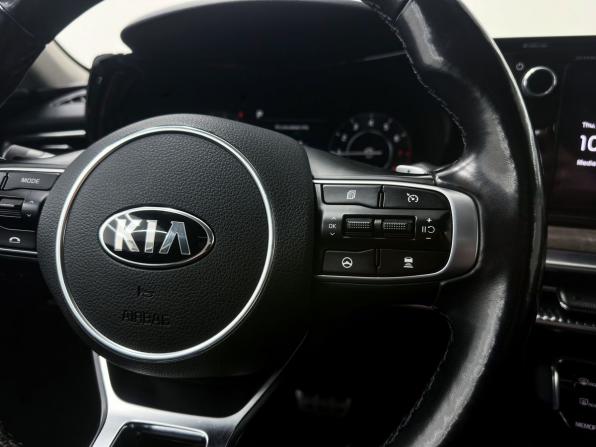 Kia K5 III с пробегом 2020 года, цена 2 950 000 рублей, 112541 км, седан, Автокод Объявления