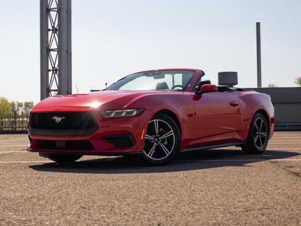 Ford Mustang VII с пробегом 2024 года, цена 7 150 000 рублей, 17540 км, кабриолет, Автокод Объявления
