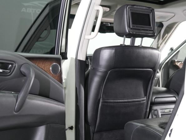 Infiniti QX56 II с пробегом 2011 года, цена 2 000 000 рублей, 240000 км, внедорожник, Автокод Объявления