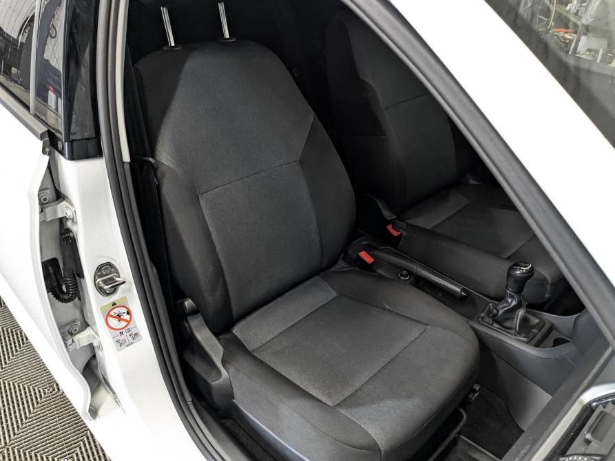 Skoda Rapid I Рестайлинг Москва  - изображение 23