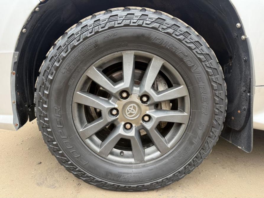 Toyota Land Cruiser 200 Series Москва  - изображение 9