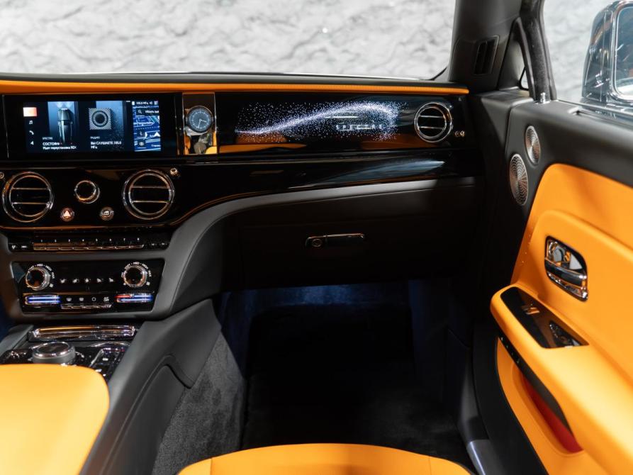 Rolls-Royce Spectre Москва  - изображение 26