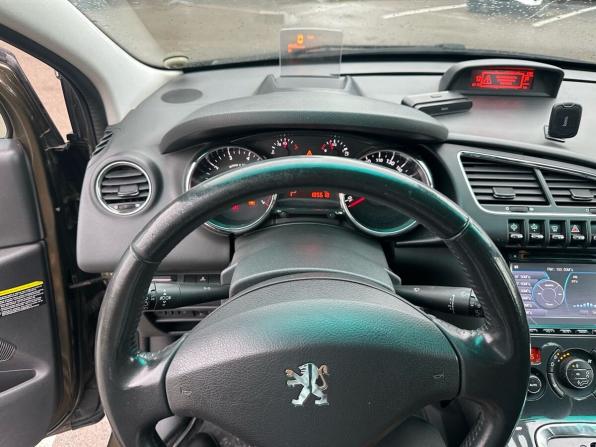 Peugeot 3008 I с пробегом 2012 года, цена 650 000 рублей, 185618 км, внедорожник, Автокод Объявления