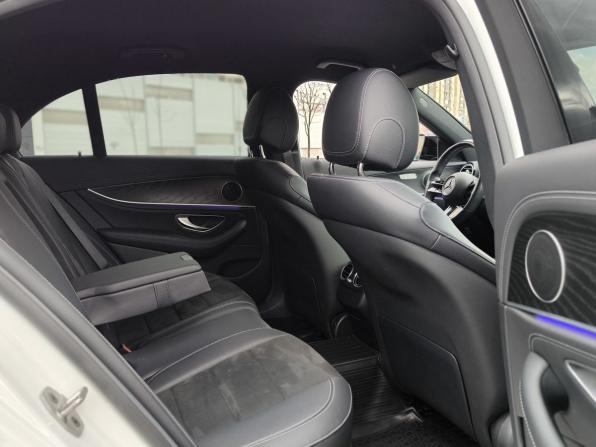 Mercedes-Benz E-Класс V (W213 S213 C238) Рестайлинг с пробегом 2021 года, цена 4 800 000 рублей, 73204 км, седан, Автокод Объявления