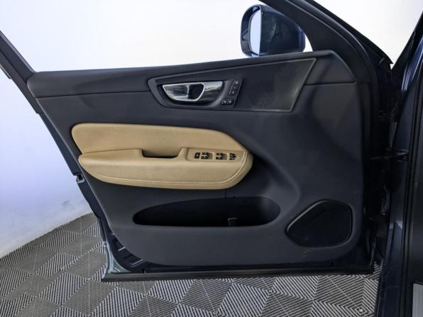 Volvo XC60 II с пробегом 2020 года, цена 3 700 000 рублей, 134829 км, внедорожник, Автокод Объявления