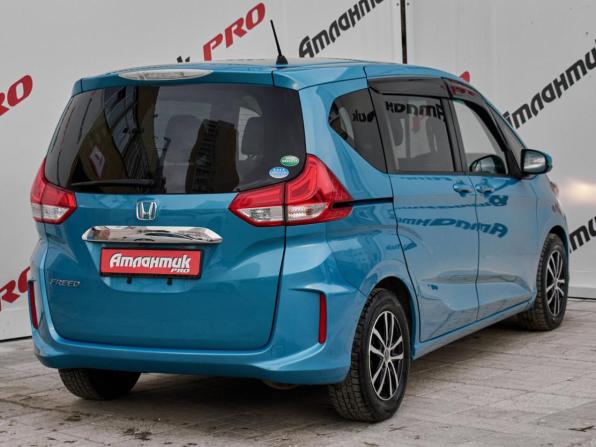Honda Freed II с пробегом 2017 года, цена 1 495 000 рублей, 87648 км, компактвэн, Автокод Объявления