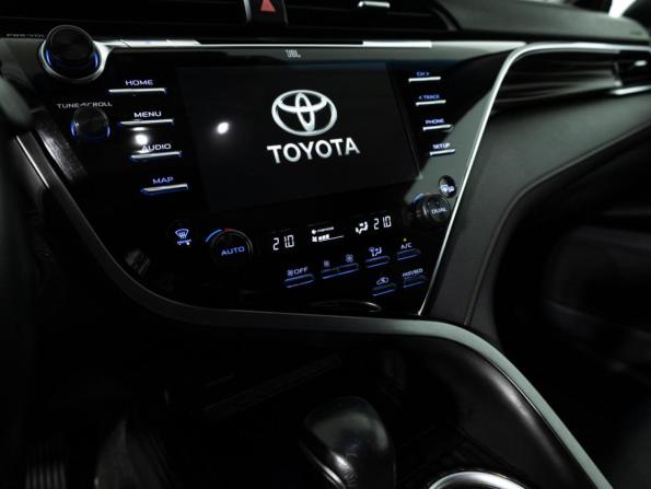 Toyota Camry VIII (XV70) с пробегом 2020 года, цена 2 899 700 рублей, 115074 км, седан, Автокод Объявления