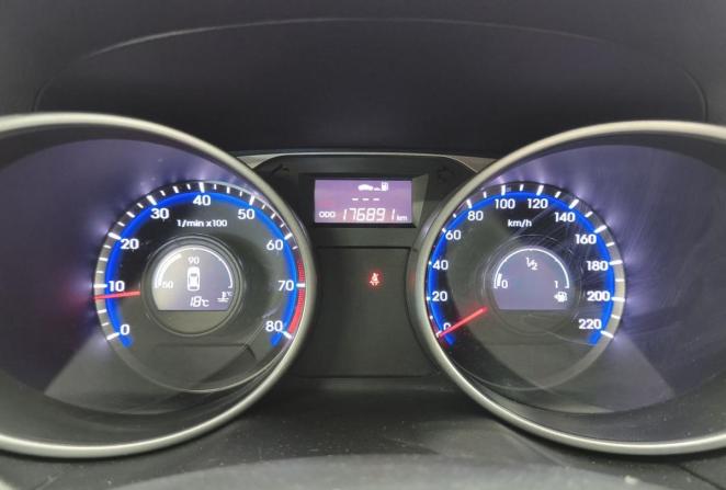 Hyundai ix35 I Рестайлинг с пробегом 2014 года, цена 1 330 000 рублей, 176891 км, внедорожник, Автокод Объявления