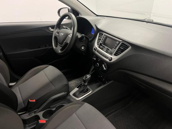 Hyundai Solaris II Рестайлинг с пробегом 2021 года, цена 1 520 000 рублей, 128060 км, седан, Автокод Объявления