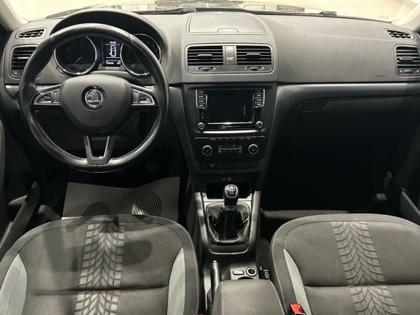 Skoda Yeti I Рестайлинг с пробегом 2015 года, цена 980 000 рублей, 160000 км, внедорожник, Автокод Объявления