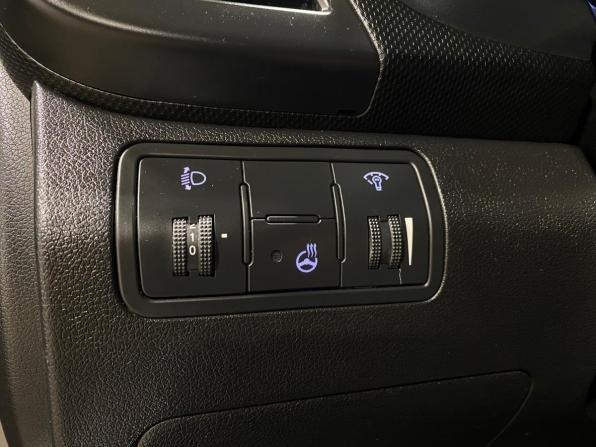 Hyundai Solaris I Рестайлинг с пробегом 2015 года, цена 990 000 рублей, 122306 км, хэтчбек, Автокод Объявления