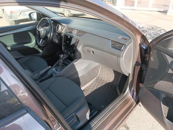 Skoda Octavia III (A7) Рестайлинг с пробегом 2018 года, цена 2 050 000 рублей, 134400 км, лифтбек, Автокод Объявления