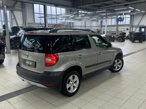 Skoda Yeti I с пробегом 2012 года, цена 998 000 рублей, 58598 км, внедорожник, Автокод Объявления