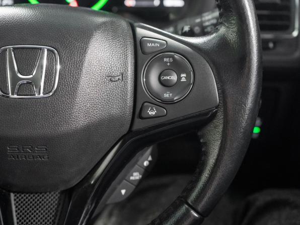 Honda Vezel I с пробегом 2018 года, цена 1 740 500 рублей, 100133 км, внедорожник, Автокод Объявления