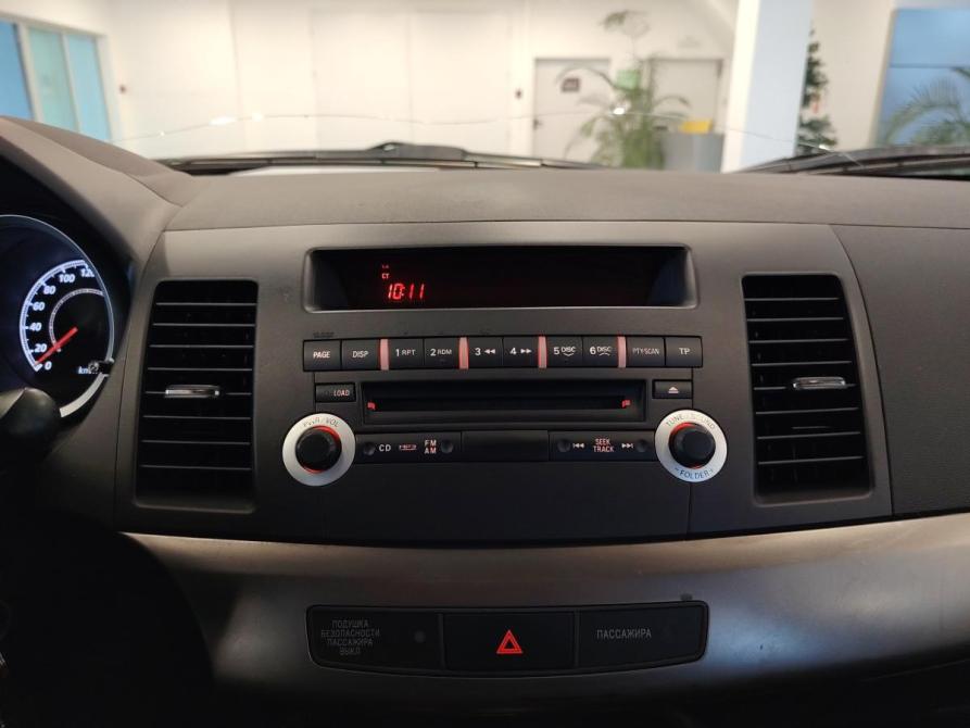 Mitsubishi Lancer X Рестайлинг Санкт-Петербург  - изображение 13