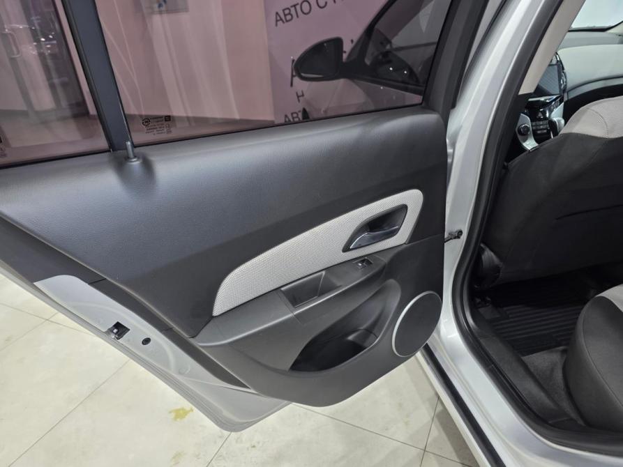 Chevrolet Cruze I Рестайлинг Ставрополь  - изображение 11