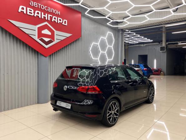 Volkswagen Golf VII с пробегом 2014 года, цена 1 300 000 рублей, 157000 км, хэтчбек, Автокод Объявления
