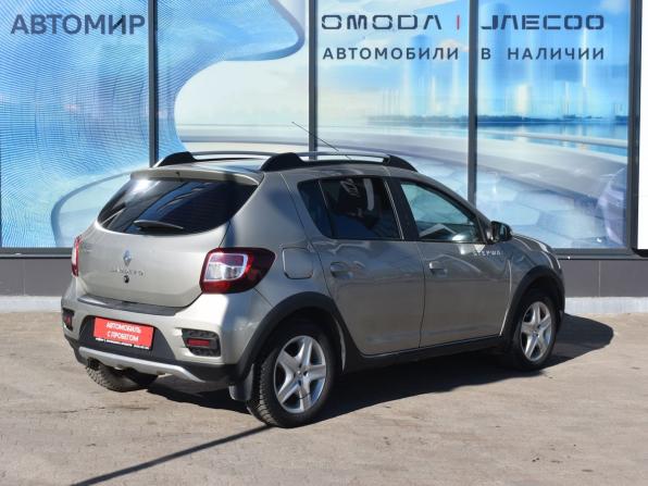 Renault Sandero II с пробегом 2015 года, цена 770 000 рублей, 133557 км, хэтчбек, Автокод Объявления