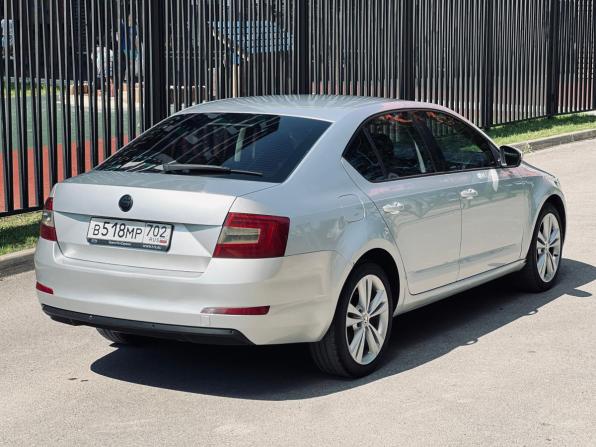 Skoda Octavia III (A7) с пробегом 2014 года, цена 950 000 рублей, 264319 км, лифтбек, Автокод Объявления