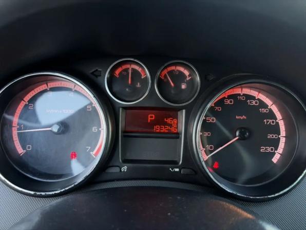 Peugeot 408 I с пробегом 2012 года, цена 655 000 рублей, 193073 км, седан, Автокод Объявления
