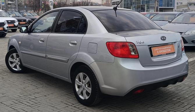 Kia Rio II Рестайлинг с пробегом 2010 года, цена 530 000 рублей, 192000 км, седан, Автокод Объявления
