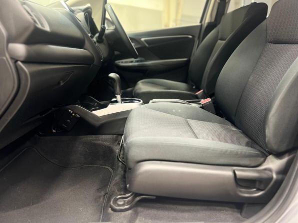 Honda Fit III Рестайлинг с пробегом 2018 года, цена 1 239 000 рублей, 108491 км, хэтчбек, Автокод Объявления