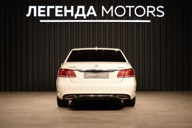 Mercedes-Benz E-Класс IV (W212 S212 C207) Рестайлинг с пробегом 2013 года, цена 2 440 000 рублей, 114135 км, седан, Автокод Объявления