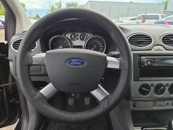Ford Focus II Рестайлинг с пробегом 2008 года, цена 580 000 рублей, 205659 км, седан, Автокод Объявления