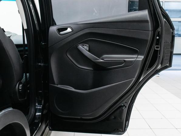 Ford Kuga II Рестайлинг с пробегом 2018 года, цена 1 449 000 рублей, 140866 км, внедорожник, Автокод Объявления