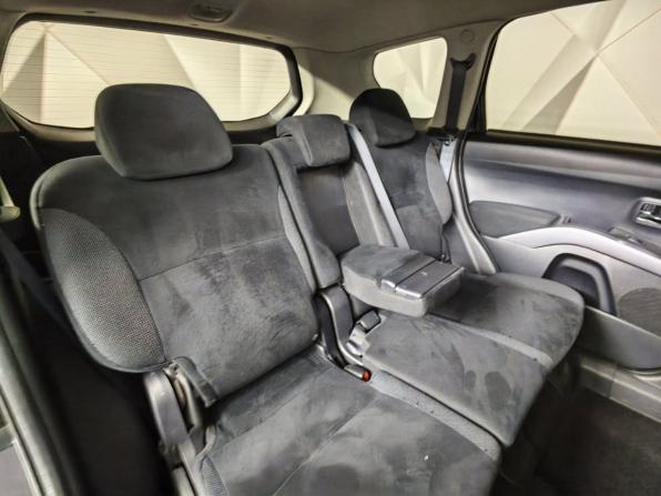 Mitsubishi Outlander II с пробегом 2008 года, цена 699 000 рублей, 449898 км, внедорожник, Автокод Объявления