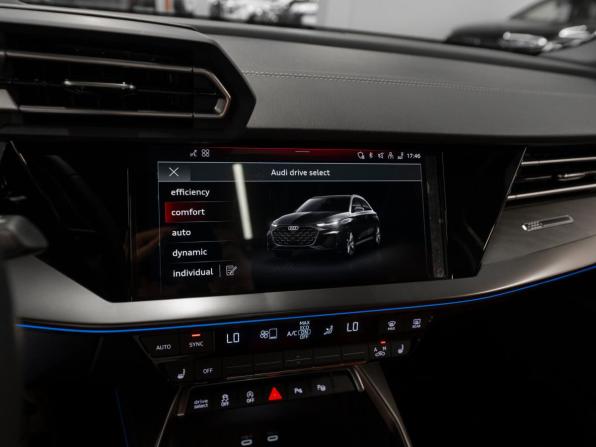 Audi A3 IV (8Y) Рестайлинг с пробегом 2025 года, цена 3 950 000 рублей, 26 км, хэтчбек, Автокод Объявления