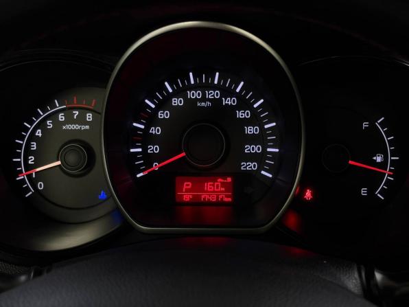 Kia Rio III Рестайлинг с пробегом 2015 года, цена 999 000 рублей, 174244 км, седан, Автокод Объявления