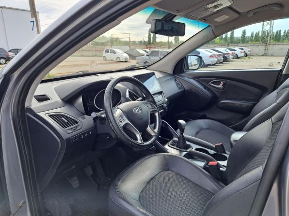 Hyundai ix35 I с пробегом 2011 года, цена 990 000 рублей, 277628 км, внедорожник, Автокод Объявления