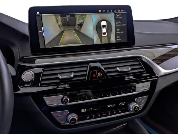BMW 5 серии VII (G30/G31/G38) Рестайлинг с пробегом 2021 года, цена 4 500 000 рублей, 52200 км, седан, Автокод Объявления