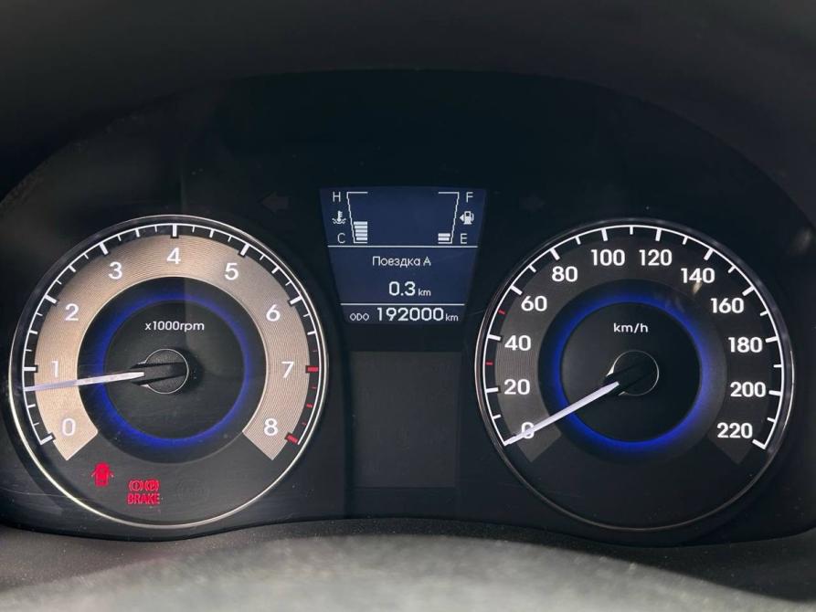 Hyundai Solaris I Липецк  - изображение 14