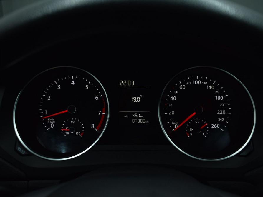 Volkswagen Jetta VI Кемерово  - изображение 9