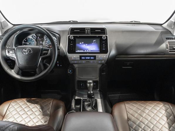 Toyota Land Cruiser Prado 150 Series Рестайлинг 2 с пробегом 2019 года, цена 7 500 000 рублей, 99535 км, внедорожник, Автокод Объявления