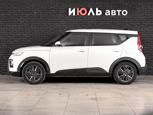 Kia Soul III с пробегом 2021 года, цена 2 320 000 рублей, 35093 км, хэтчбек, Автокод Объявления