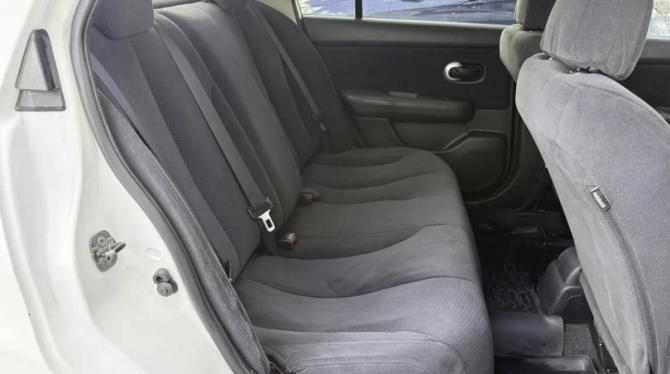 Nissan Tiida I Рестайлинг с пробегом 2013 года, цена 510 000 рублей, 369851 км, седан, Автокод Объявления