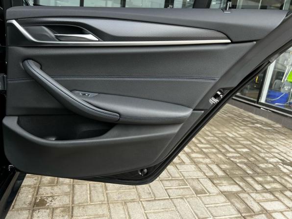 BMW 5 серии VII (G30/G31/G38) Рестайлинг с пробегом 2020 года, цена 3 749 000 рублей, 108776 км, универсал, Автокод Объявления