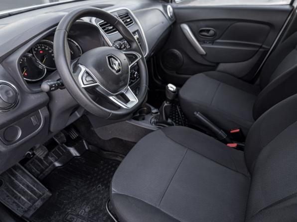 Renault Sandero II Рестайлинг с пробегом 2021 года, цена 1 436 000 рублей, 10000 км, хэтчбек, Автокод Объявления