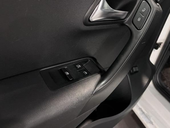 Volkswagen Polo V с пробегом 2012 года, цена 410 000 рублей, 184277 км, седан, Автокод Объявления