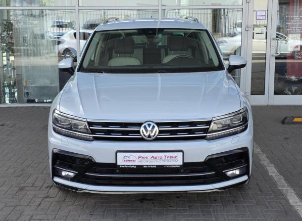 Volkswagen Tiguan II с пробегом 2019 года, цена 2 699 000 рублей, 182077 км, внедорожник, Автокод Объявления