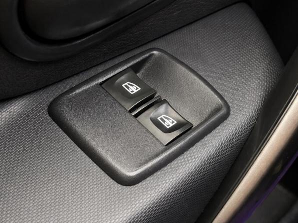 Renault Sandero II с пробегом 2015 года, цена 877 000 рублей, 118000 км, хэтчбек, Автокод Объявления